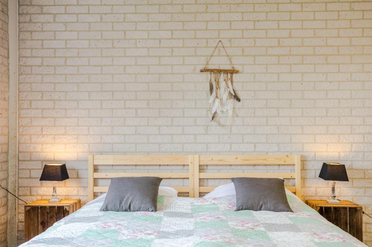 Hotel Corfwater Petten Exterior foto